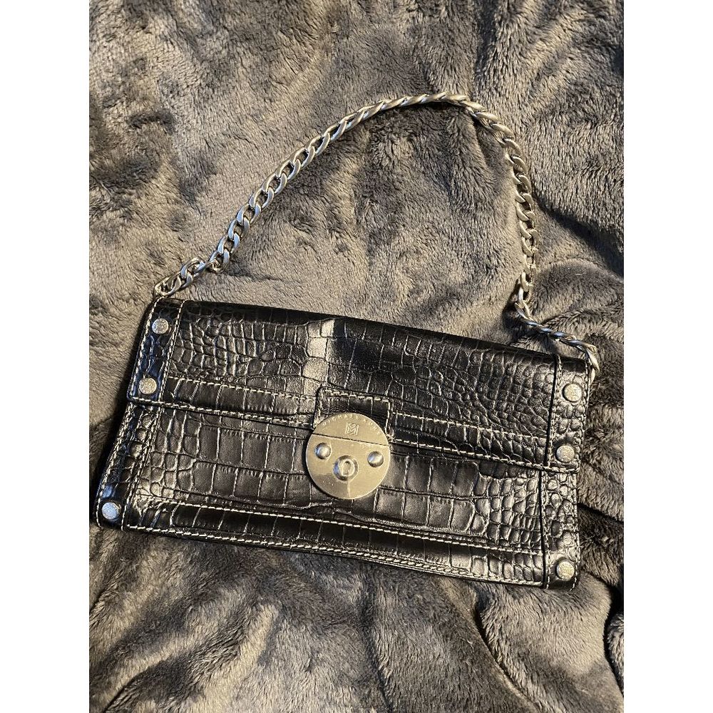MICHAEL KORS Black MEDIUM FLAP SHOULDER CHAIN SIGNATURE BAG